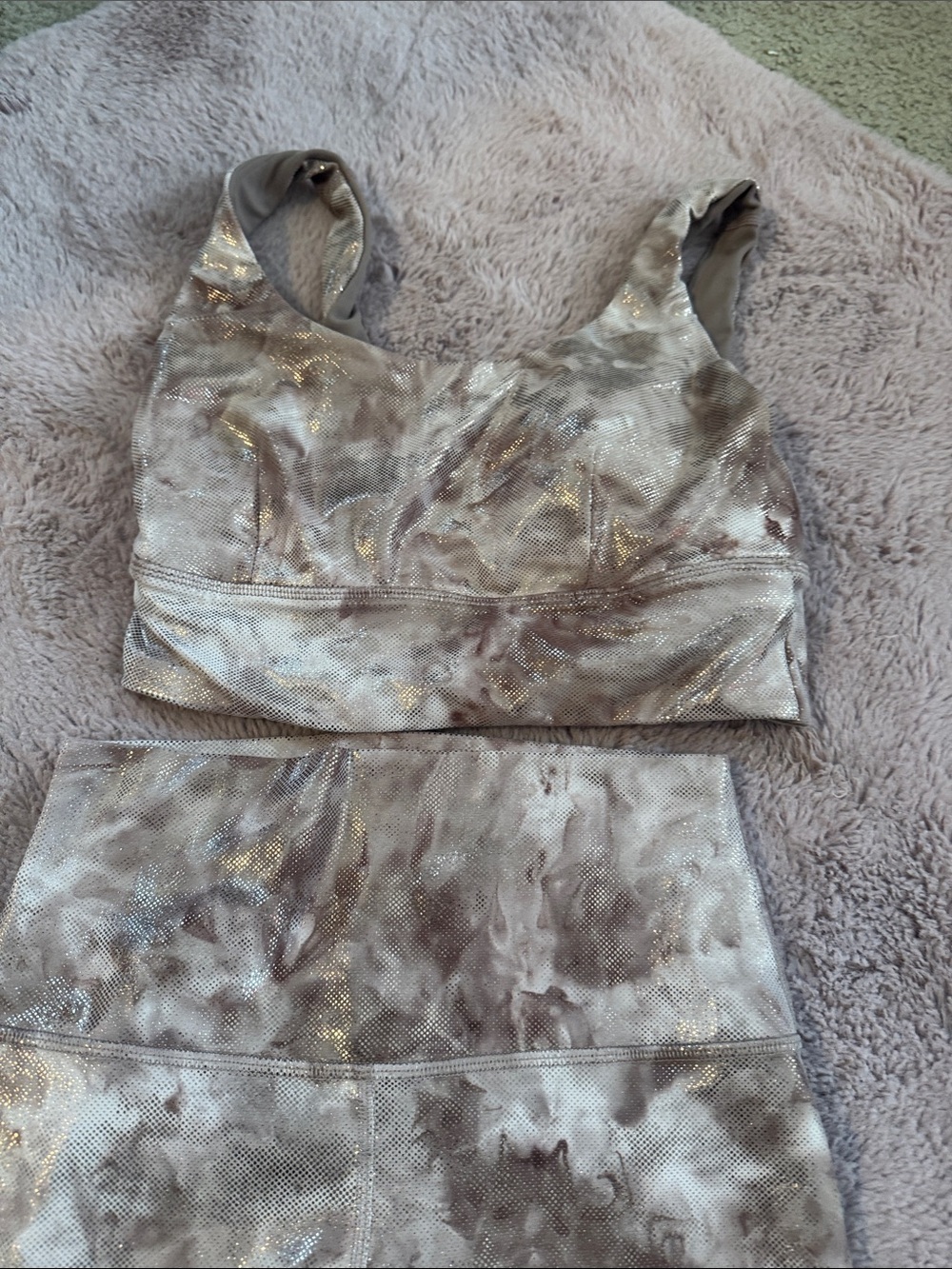 lululemon athletica Metallic Rose Taupe Tie-Dye Crop Top Set - Picture 3 of 3